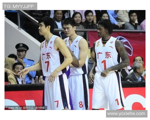 上海攀岩队技术对比深度解析与训练方法探讨 上海攀岩队技术对比深度解析与训练方法探讨