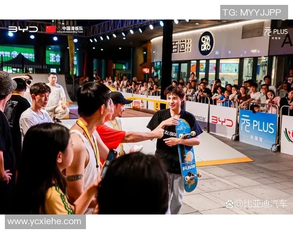 杭州极限运动队在滑板精英赛中以75分高居积分榜首位 杭州极限运动队在滑板精英赛中以75分高居积分榜首位